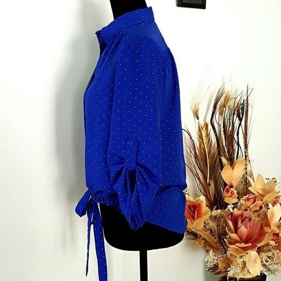 Beautiful blue top  - Picture 4 of 6